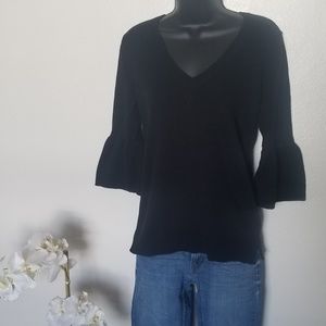 Gap sweater with trumpet sleeve euc m